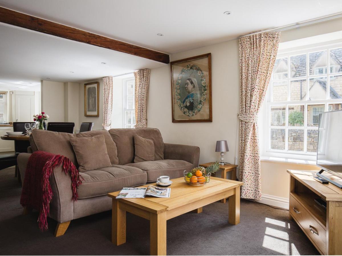 Queens Winchcombe Esterno foto